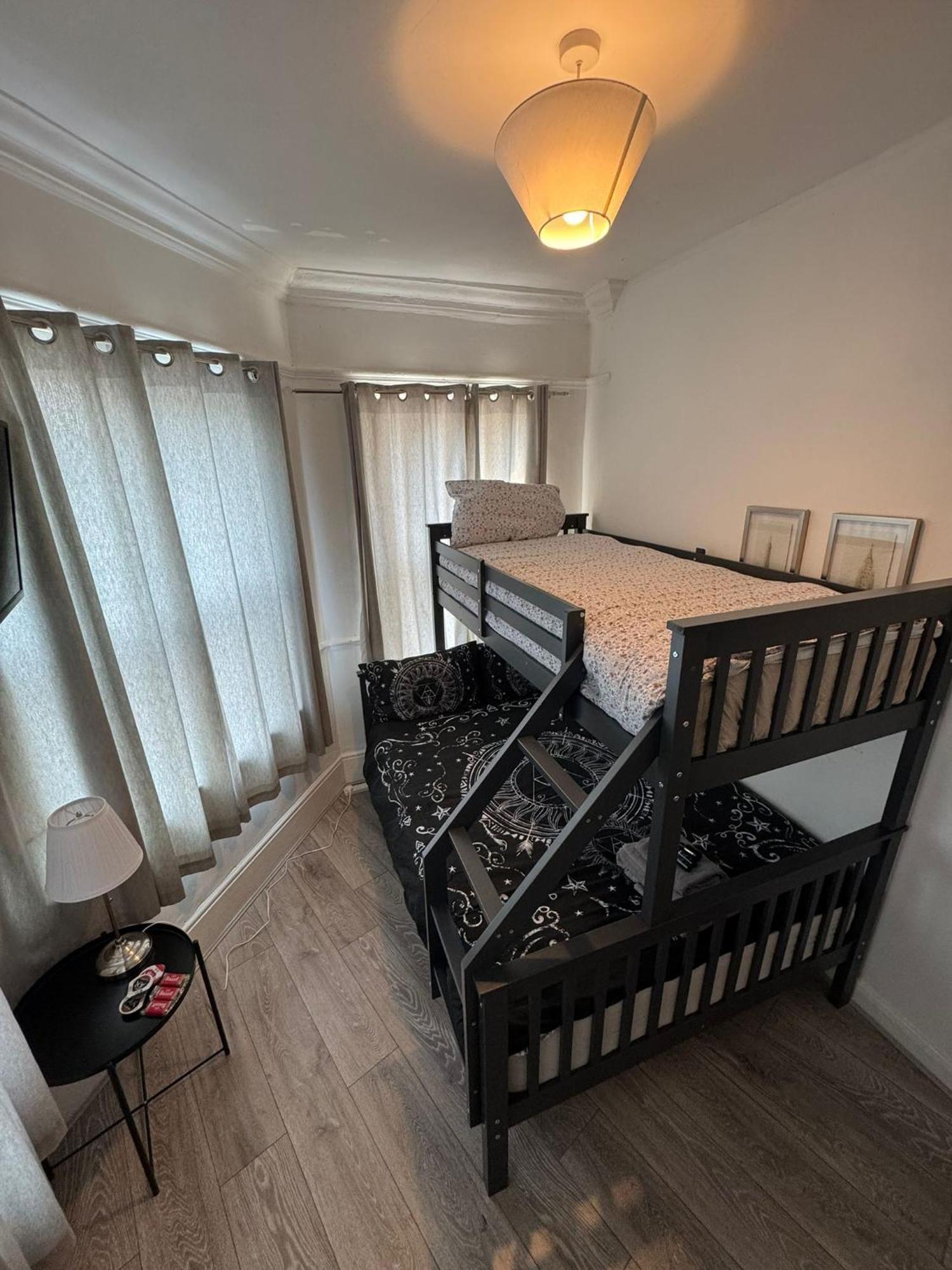 Wandsworth Guest 64 * Londres